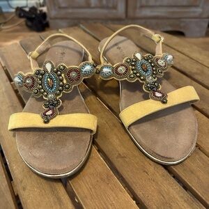 Patrizia Spring Step Sandals with gold suede straps and faux jewels. Size 8 GUC